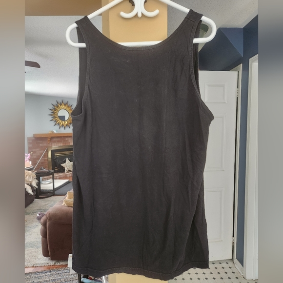 Unisex Size Large Black Tank Top with Red Elephant Detail - Picture 3 of 3